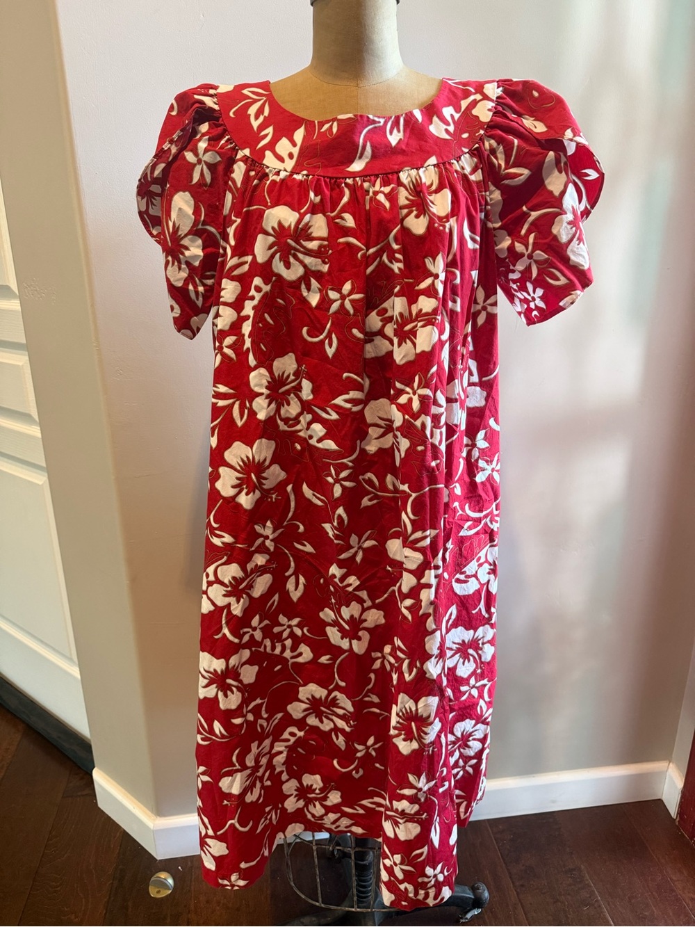 Vintage Hilo Hattie Red and White Floral Midi Dress